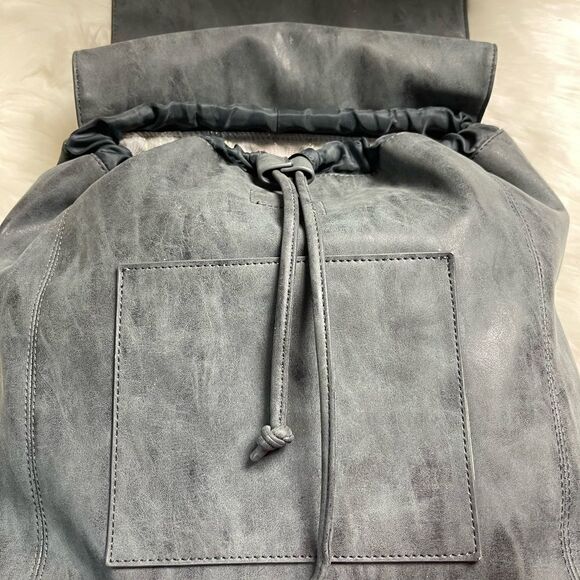 Rosie Pope dark gray diaper bag backpack - Picture 7 of 15